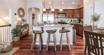 Best DT Tacoma Townhome by UW w/ Garage - For 6