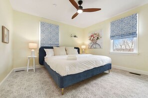 Een strijkplank/strijkijzer, gratis wifi, beddengoed