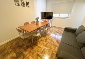 Interior - Conforto e localização estratégica em San Telmo, próximo a universidades. (Buenos Aires)