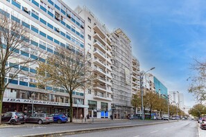 Exterior - NEW - Comfortable and central apartment in Lisbon • Between Praça de Espanha and Sete Rios (Lisboa)