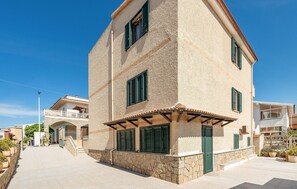 Exterior - Quadri Tramonto 941592 (Lu Bagnu)