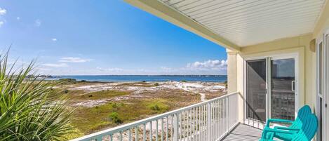 Condo, Multiple Beds (Gulf Island 421) | Property grounds