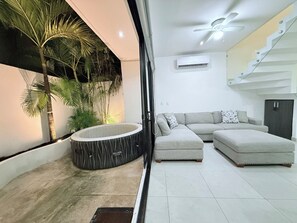 Interior - Family house with jacuzzi in residential Cancun, Excellent location (Cancún)