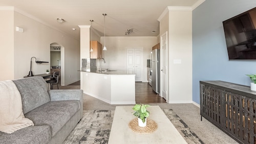 Landing Furnished Apartments near East Arlington