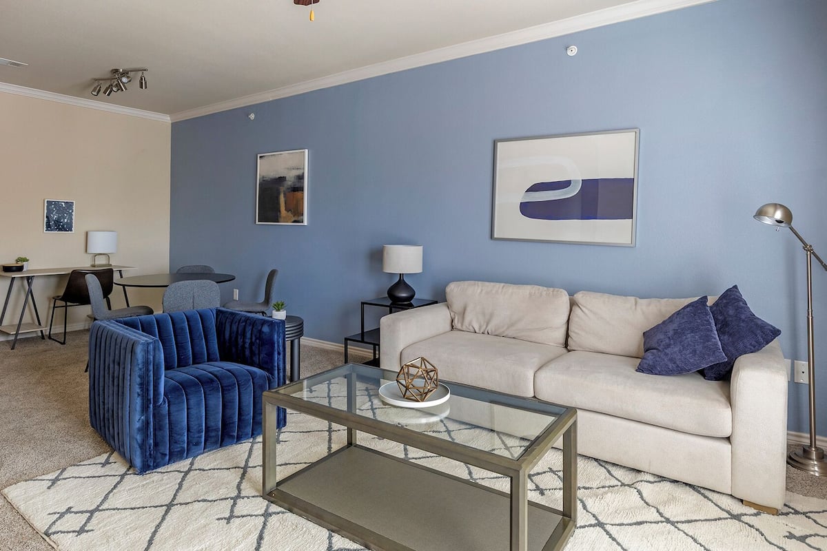 Apartment (2 Bedrooms) | Living area | 50-inch TV with digital channels