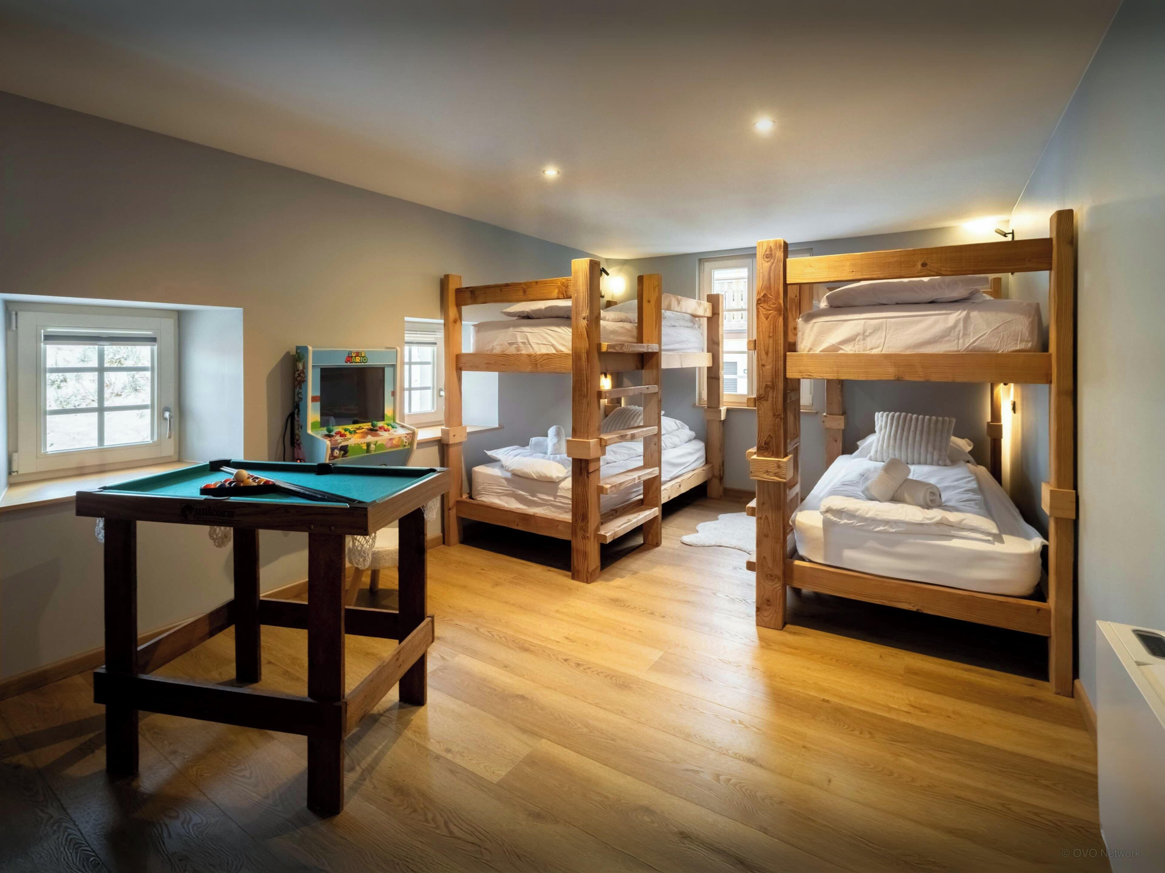 Bügeleisen/Bügelbrett, WLAN, Bettwäsche