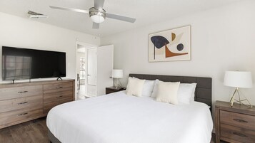 2 habitaciones, decoración personalizada y muebles diferentes 