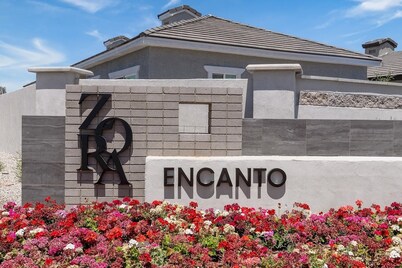 Landing Apartments Phoenix Near West Ridge Shadows