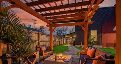 Luxury STL Oasis: Sauna, Fire pit, Hot Tub & Games