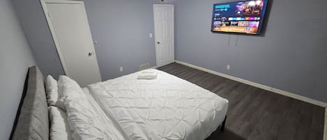 2 habitaciones, tabla de planchar con plancha y wifi gratis