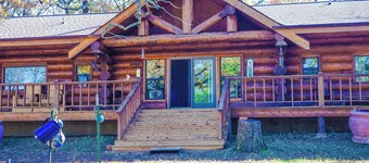 Pleasant 2-bedroom apartment with AC in Connerville