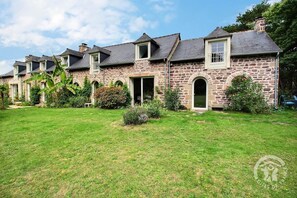 Exterior - Près des Pins - PLEVENON (PLEVENON)