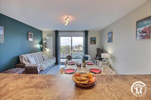 Interior - Le Balcon de la Baie (PAIMPOL)