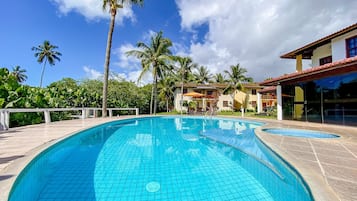 Piscina externa