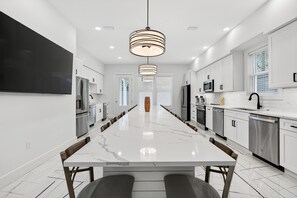 Fridge, microwave, oven, stovetop - The Grand 30A - Luxury Home in 30A Suitable for Beach Retreats & Large Groups (Santa Rosa Beach)