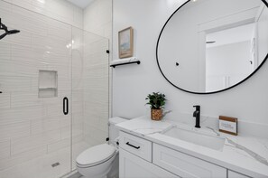 Shower, hair dryer, towels - Seaside Reunion  - Luxury Home in 30A Perfect for Beach Retreats & Large Groups (Santa Rosa Beach)