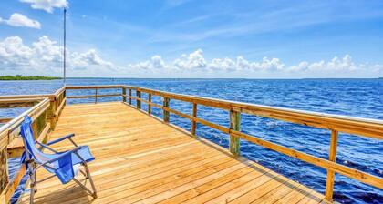 Port Charlotte Private Waterfront Condo - Charlotte Harbor Water Views