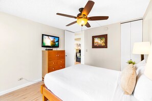 Interior - 0109 · Cozy Apt in Waikiki - 1 Block to Beach! (Honolulu)