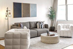 Televisión y oficina