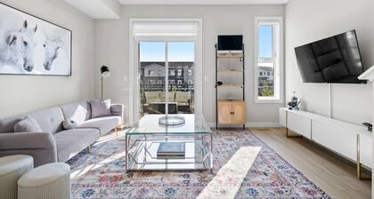 Family Townhouse + Trails & Lake Nearby