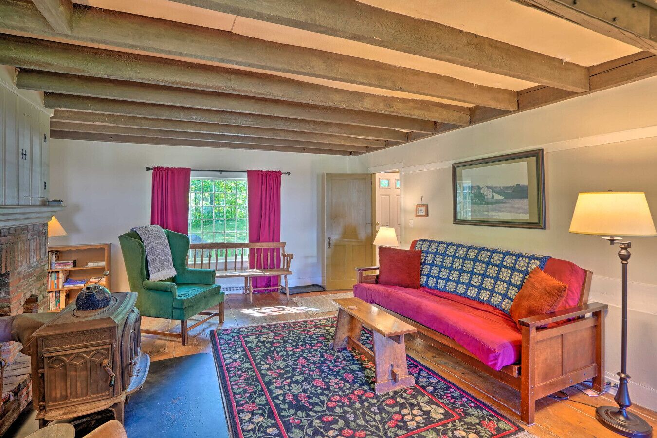 TV, fireplace, DVD player, books