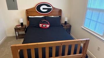 Fer et planche Ă repasser, Wi-Fi, draps fournis