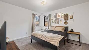 3 bedrooms, WiFi, bed sheets