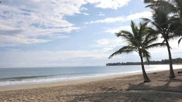 Room, 1 Bedroom, Smoking, Balcony | Beach