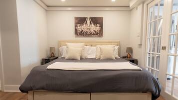 1 bedroom, desk, iron/ironing board, free WiFi