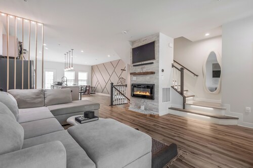 Live Comfortably: Flexible Long-Term Housing for Insurance & Traveling Pros Now!