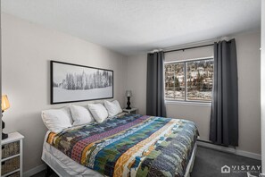 2 bedrooms, travel crib, WiFi, bed sheets