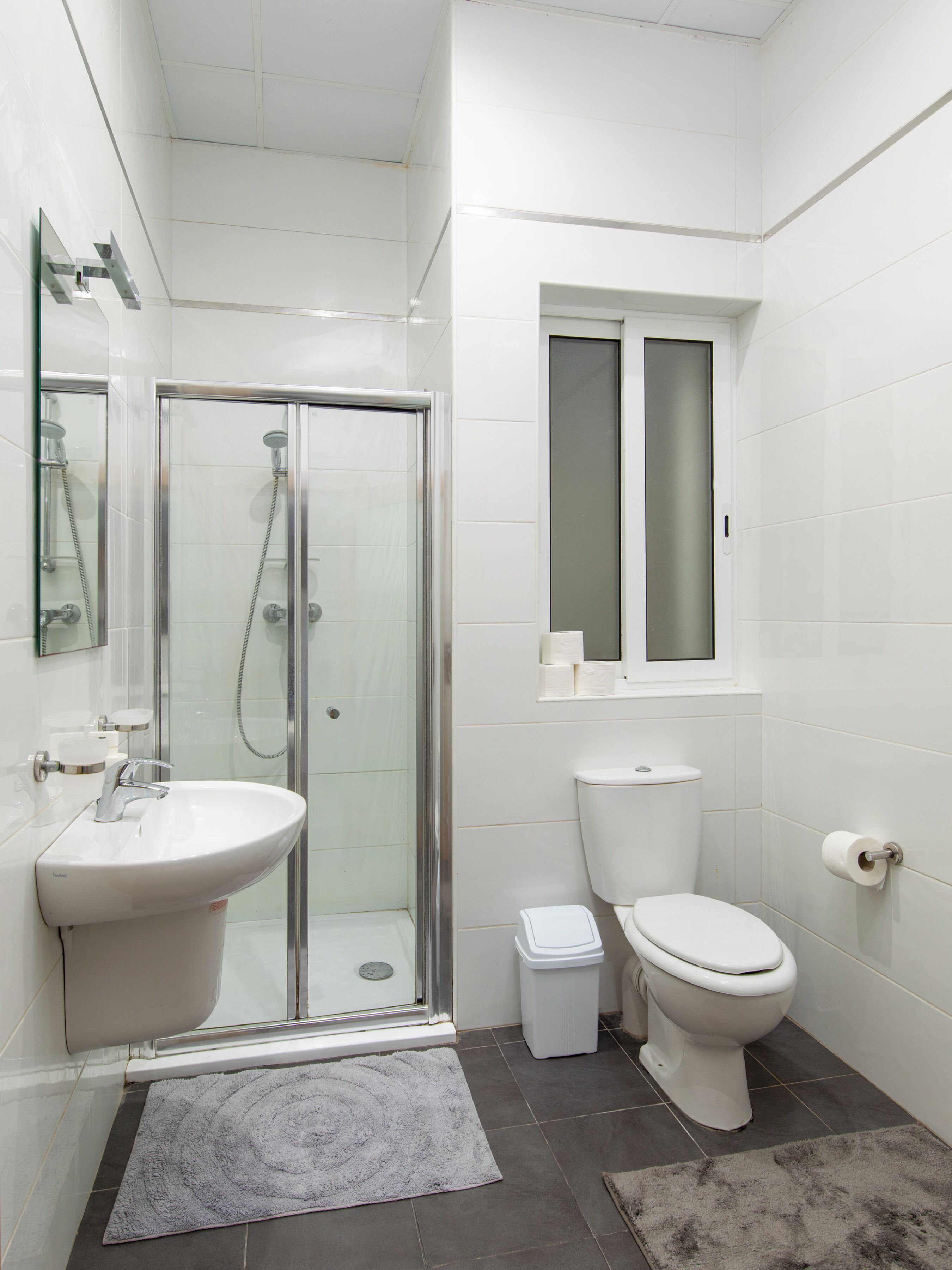 Apartment, 2 Bedrooms, Kitchen | Bathroom