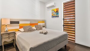 2 bedrooms, iron/ironing board, free WiFi, bed sheets - Villa Sol Paraiso View (Jan Thiel)