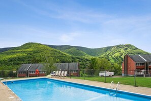Pool - Mtn House w/ Hot Tub & Sauna @ Scribners, Sleeps 4 (Tannersville)