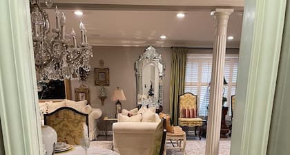 1 BR Just Like Home!