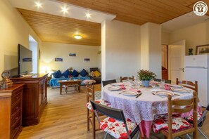 Dining - LE ROCHER - SAINT GEORGES D'HURTIERES (SAINT GEORGES D'HURTIERES)
