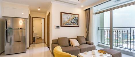 Huoneisto, 2 makuuhuonetta, kaupunkinäköala | Silitysrauta/-lauta, ilmainen Wi-Fi