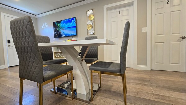 Dining - Xlnc Exotic home 2 by sdstay (Spring Valley)