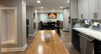 Luxe Home with Michelin Star Kitchen & King Beds