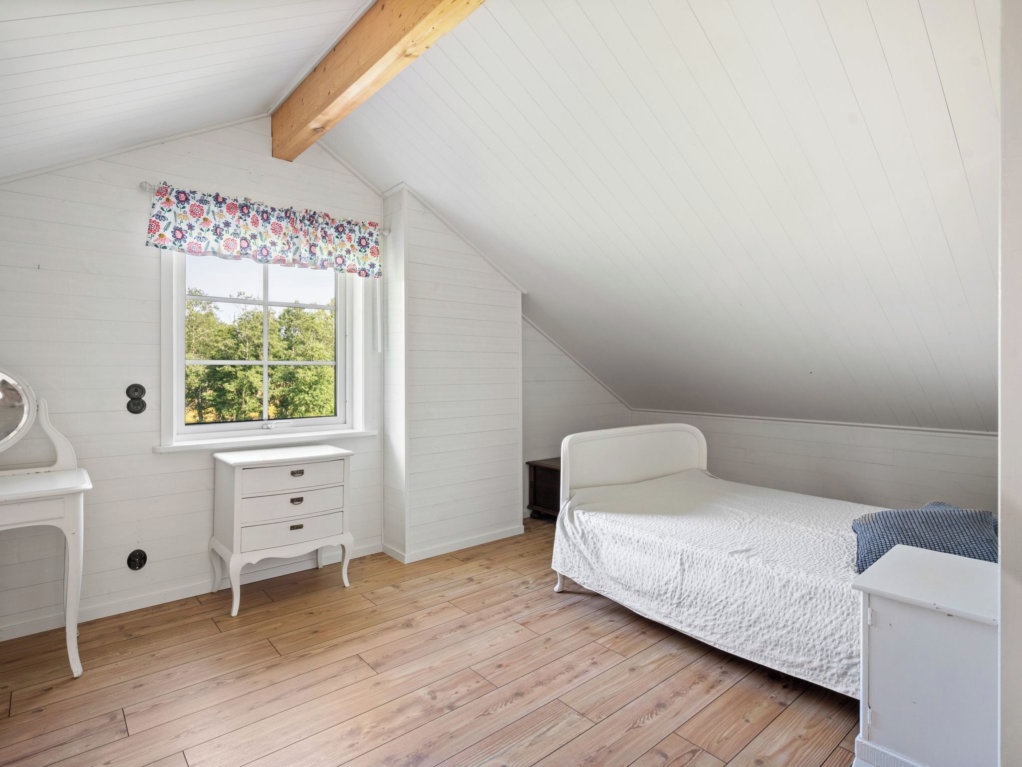 4 Schlafzimmer, Internetzugang