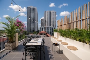 Outdoor pool, free pool cabanas, pool umbrellas - Kiyo House Saigon & POOL (Pham Ngu Lao)