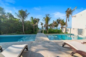 Pool - Akumal Pearl Beach Access l 11 Pools l Beach Club (Akumal)