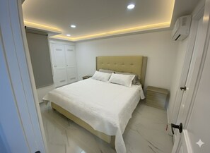 3 bedrooms, WiFi, bed sheets - Spacious apartment for groups, close to the airport, beach and historical center. (Cartagena de Indias)