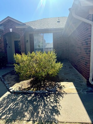 Exterior detail - Your Moore Getaway: Cozy Home + Private Pool (Moore)