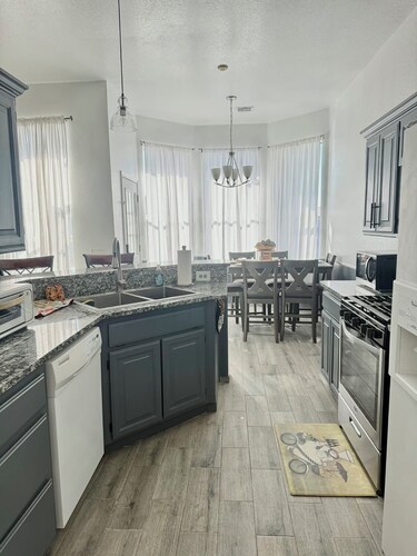 Your Moore Getaway: Cozy Home + Private Pool