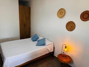 Free WiFi, bed sheets - Serene 1-bedroom apartment in San Rafael perfect for relaxing stays (San Rafael)