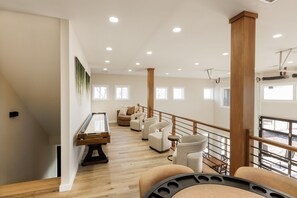Spielezimmer