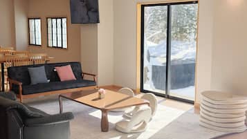 Kawasan tempat duduk lobi