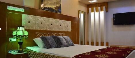 Deluxe Double Room, Balcony, City View | Free WiFi