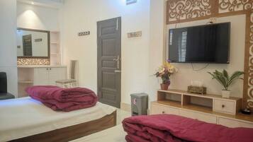 Deluxe Double Room, Balcony, City View | View from room